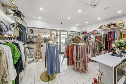 /Promenade-shopping-center-12.jpg